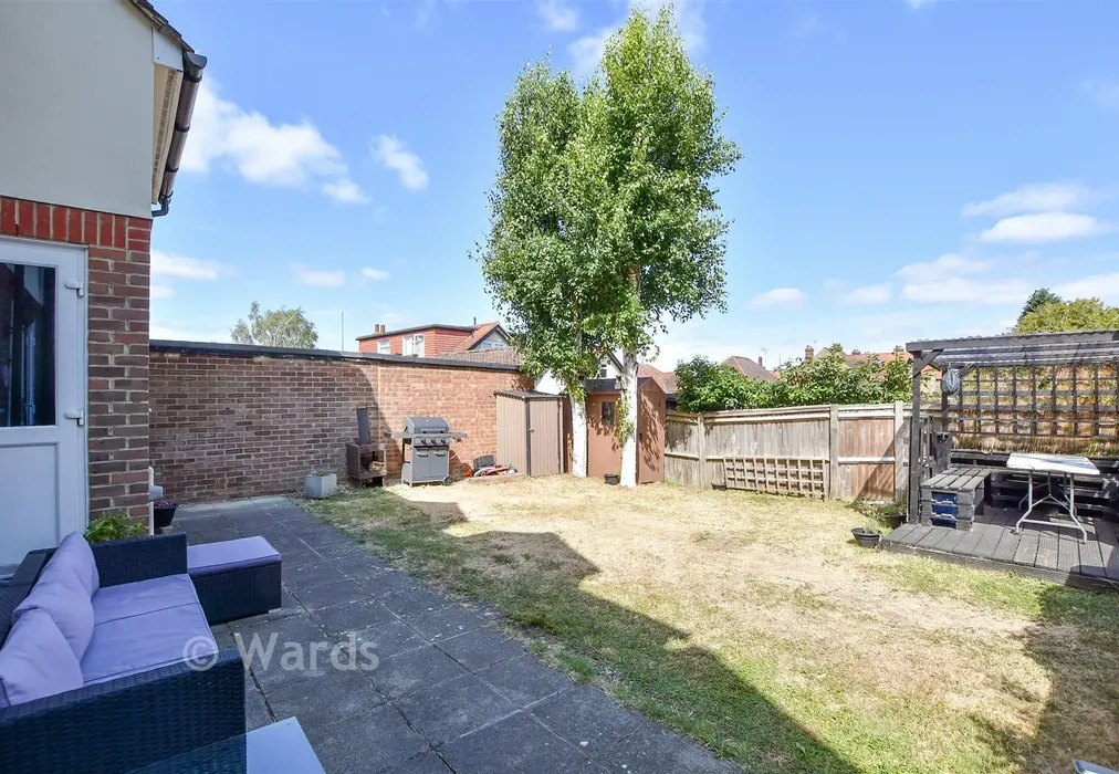 Rear Garden - Cranborne Avenue, Maidstone, Kent - Wards of Kent