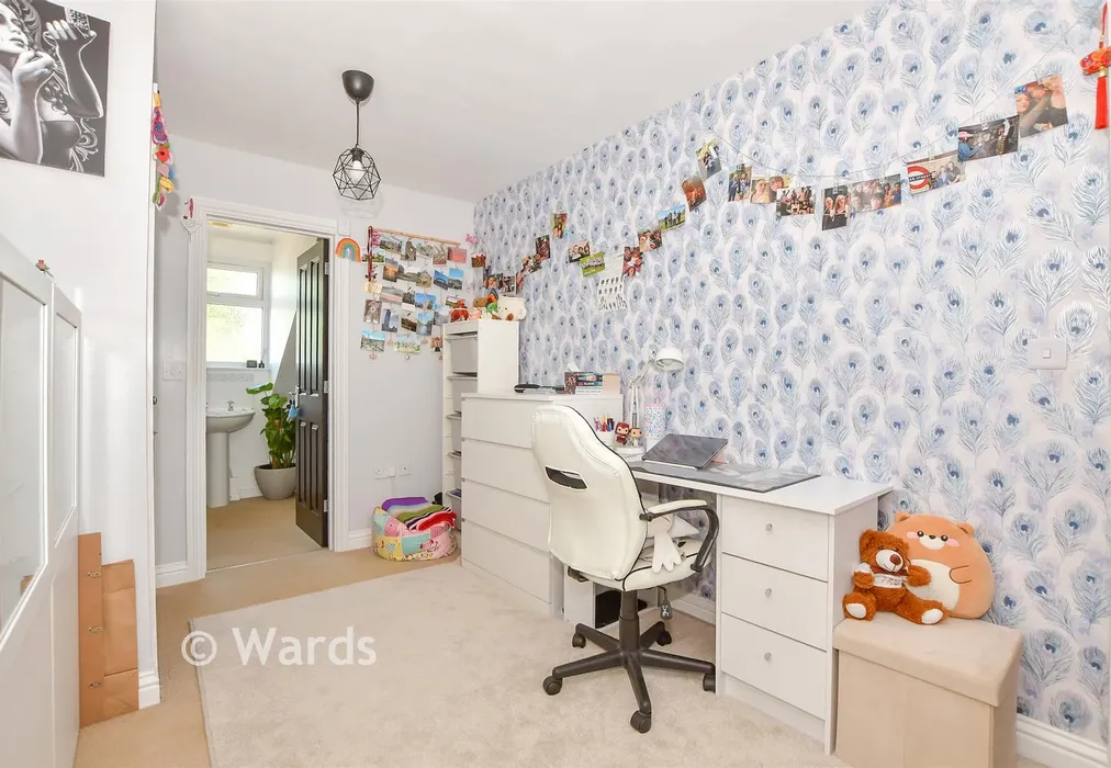 Bedroom 2 - Cranborne Avenue, Maidstone, Kent - Wards of Kent