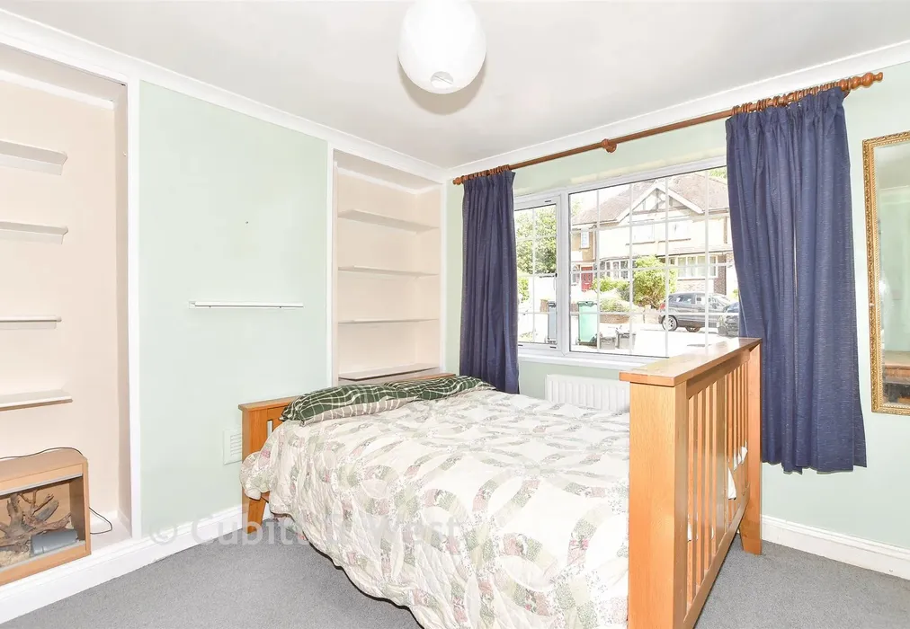 Dining Room - Linnell Road, Redhill, Surrey - Wards of Kent