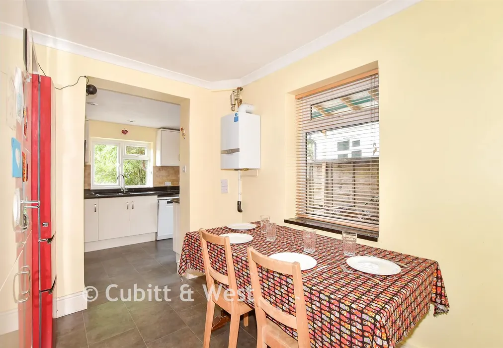 Kitchen/Breakfast Room - Linnell Road, Redhill, Surrey - Wards of Kent