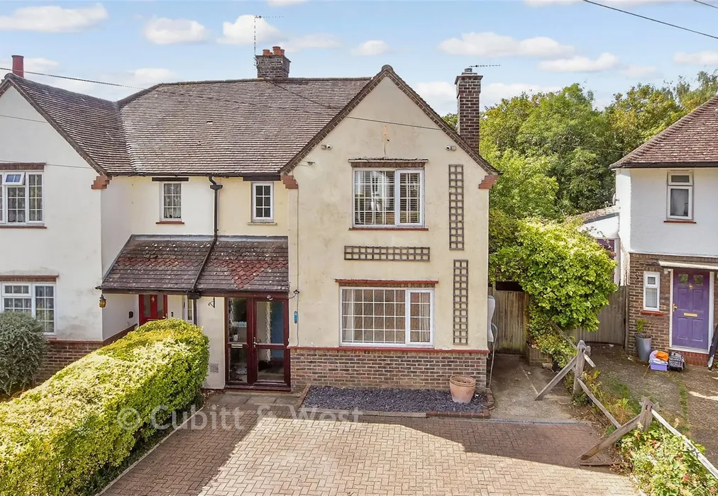 External (Web)* - Linnell Road, Redhill, Surrey - Wards of Kent