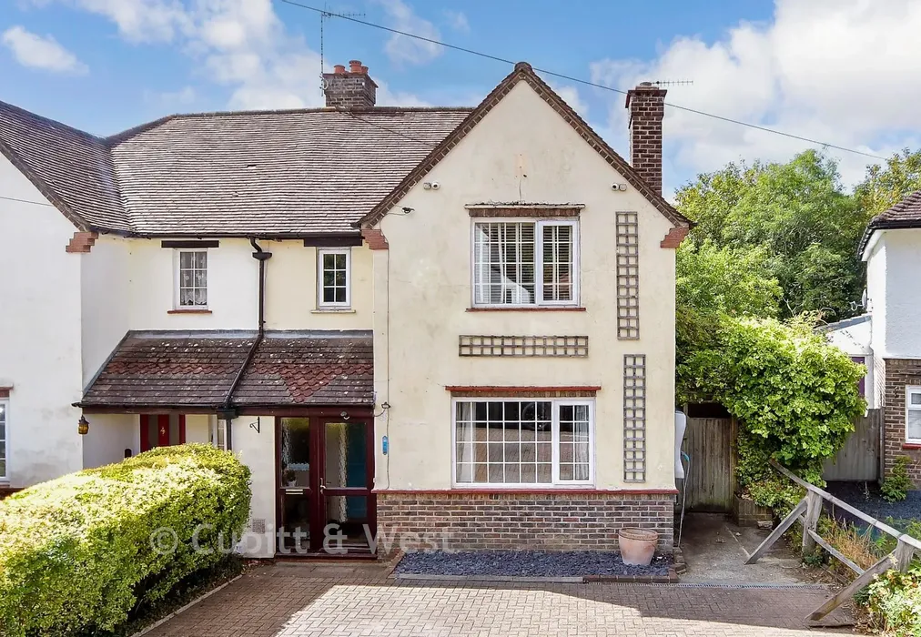 External (Web)* - Linnell Road, Redhill, Surrey - Wards of Kent