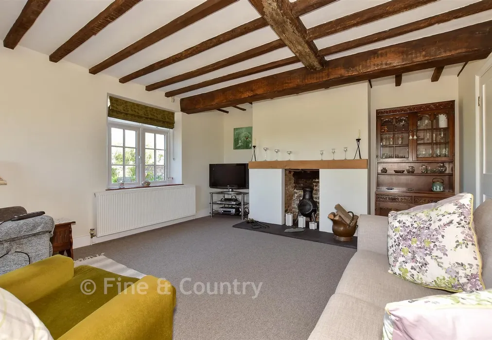 Sitting Room - Grove, Grove, Kent - Wards of Kent