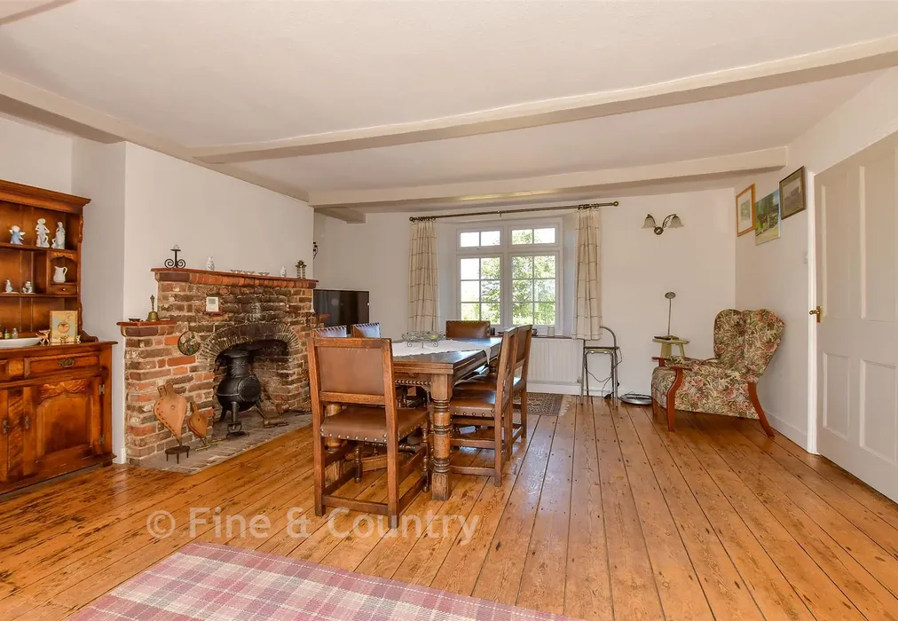Drawing Room - Grove, Grove, Kent - Wards of Kent