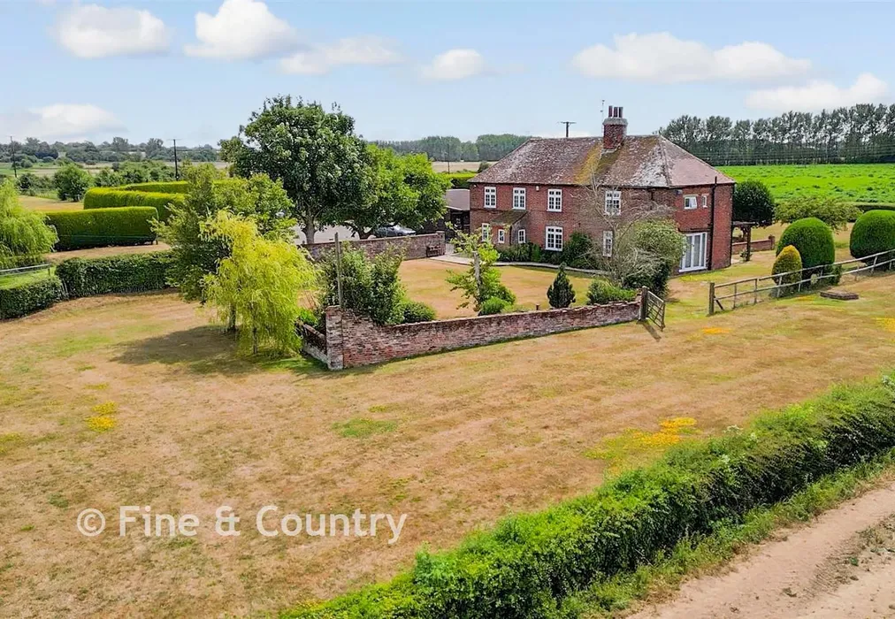 External - Grove, Grove, Kent - Wards of Kent