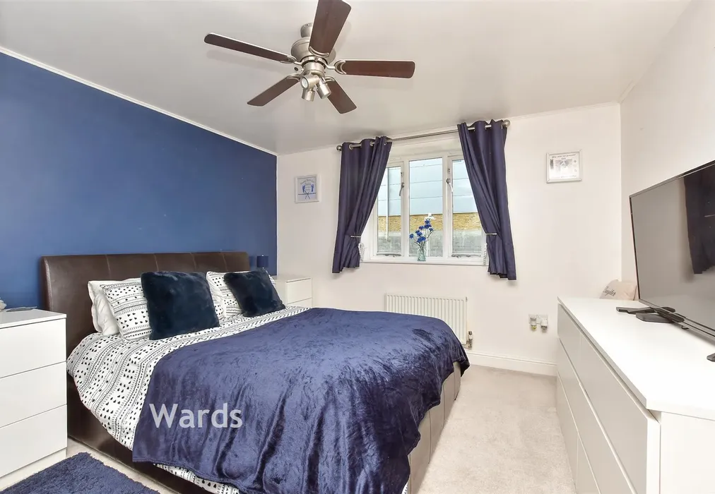 Bedroom 1 - Edward Vinson Drive, Faversham, Kent - Wards of Kent
