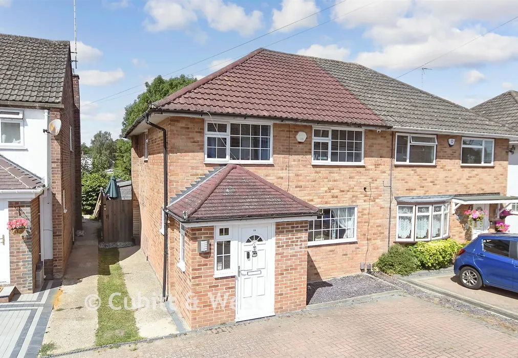 External Web - Parkway, Pound Hill, Crawley, West Sussex - Wards of Kent