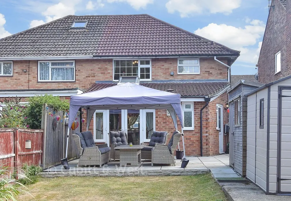 Rear Garden - Parkway, Pound Hill, Crawley, West Sussex - Wards of Kent