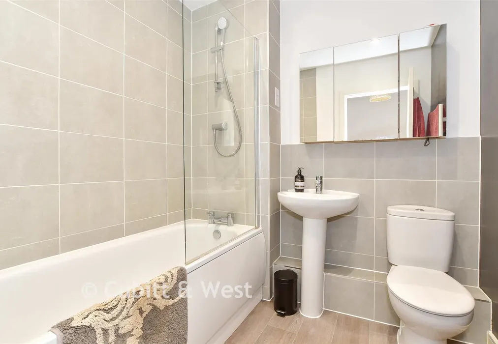 Bathroom - Onslow Walk, Broadbridge Heath, West Sussex - Wards of Kent