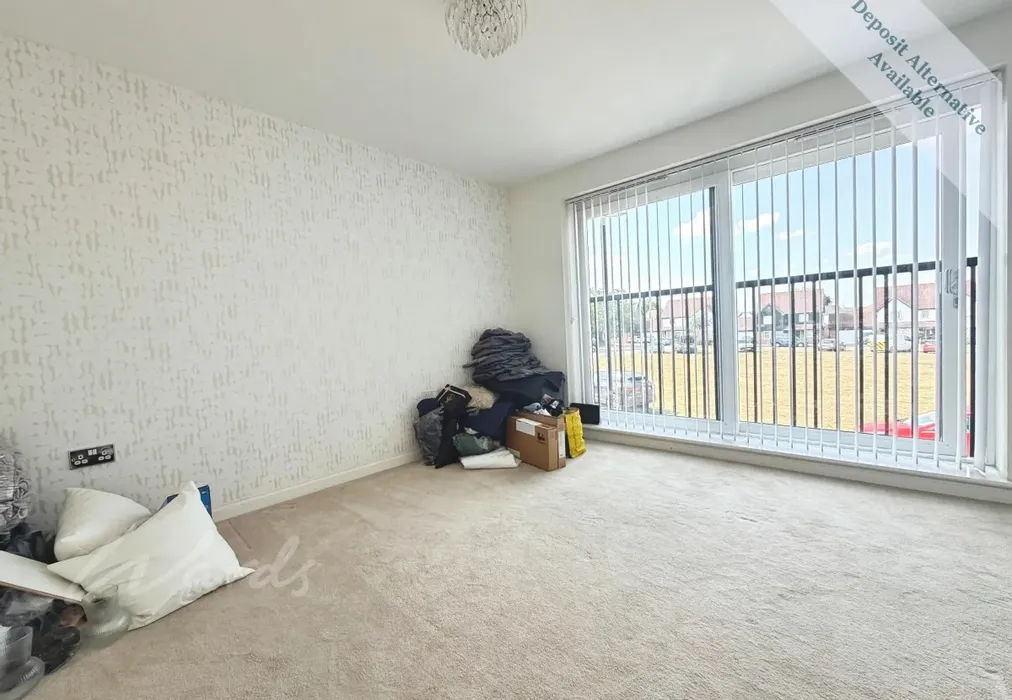 Bedroom 2 - Southfields Green Gravesend DA11 - Wards of Kent