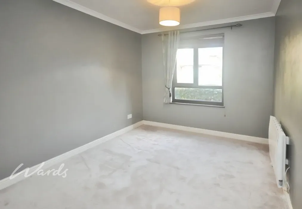Bedroom 1 - Louvain Road Greenhithe DA9 - Wards of Kent