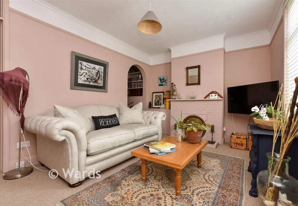Lounge - St. Benet's Road, Westgate-On-Sea, Kent - Wards of Kent