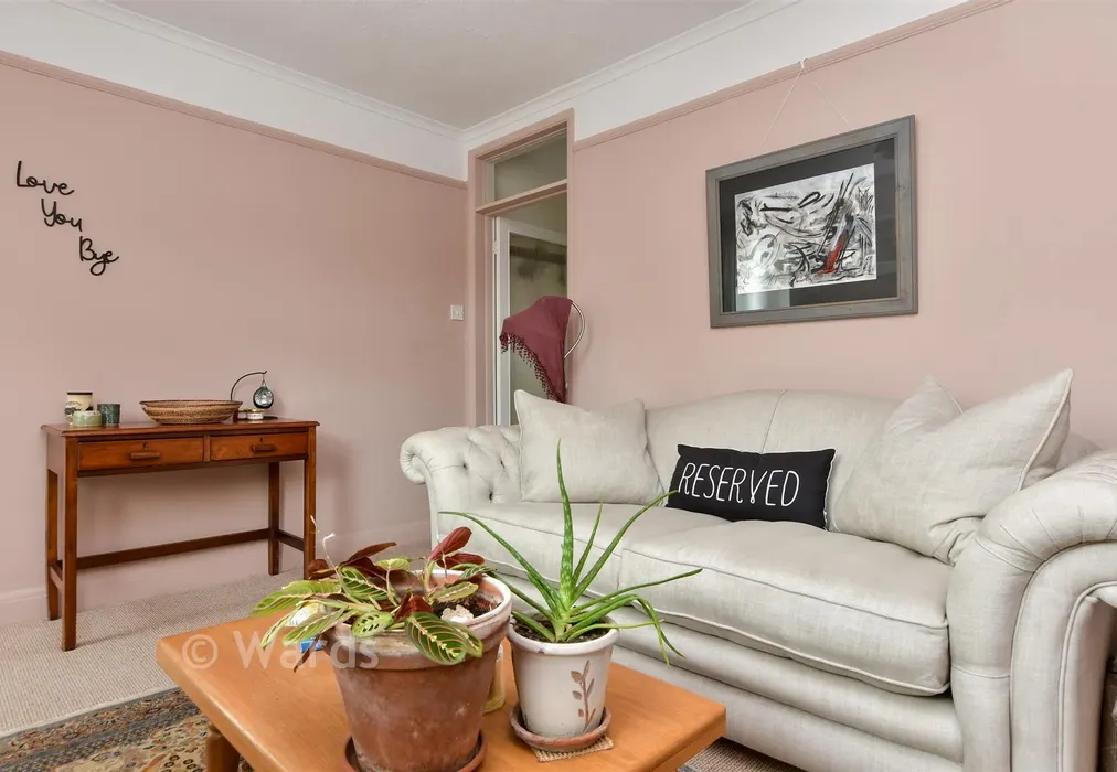 Lounge - St. Benet's Road, Westgate-On-Sea, Kent - Wards of Kent