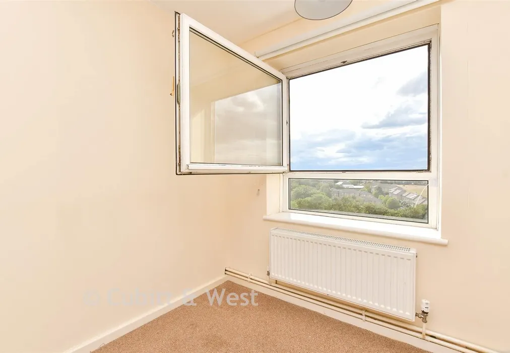 Internal Feature - Basinghall Gardens, South Sutton, Surrey - Wards of Kent