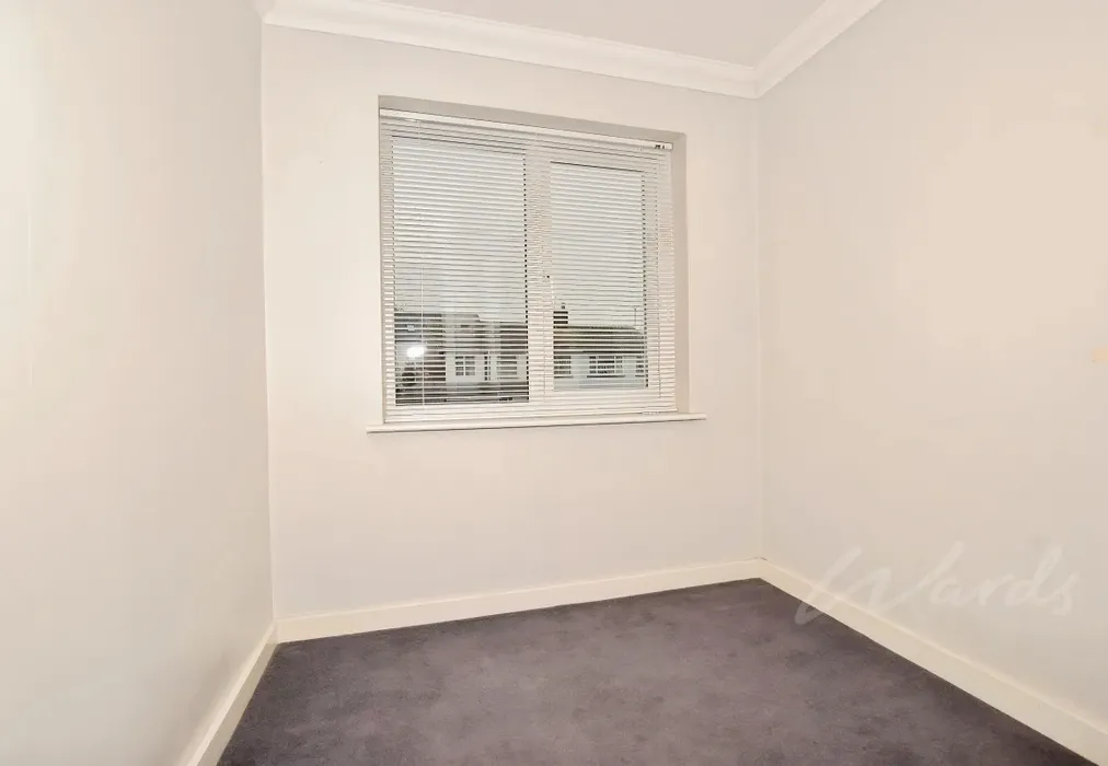 4647fe5c-Bedroom 203 - Millfield Manor Whitstable CT5 - Wards of Kent