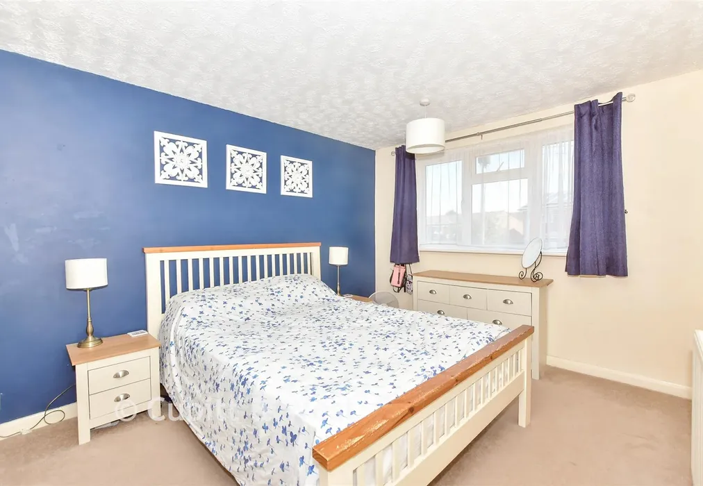 Bedroom 1 - Oakshott Drive, West Leigh, Havant, Hampshire - Wards of Kent