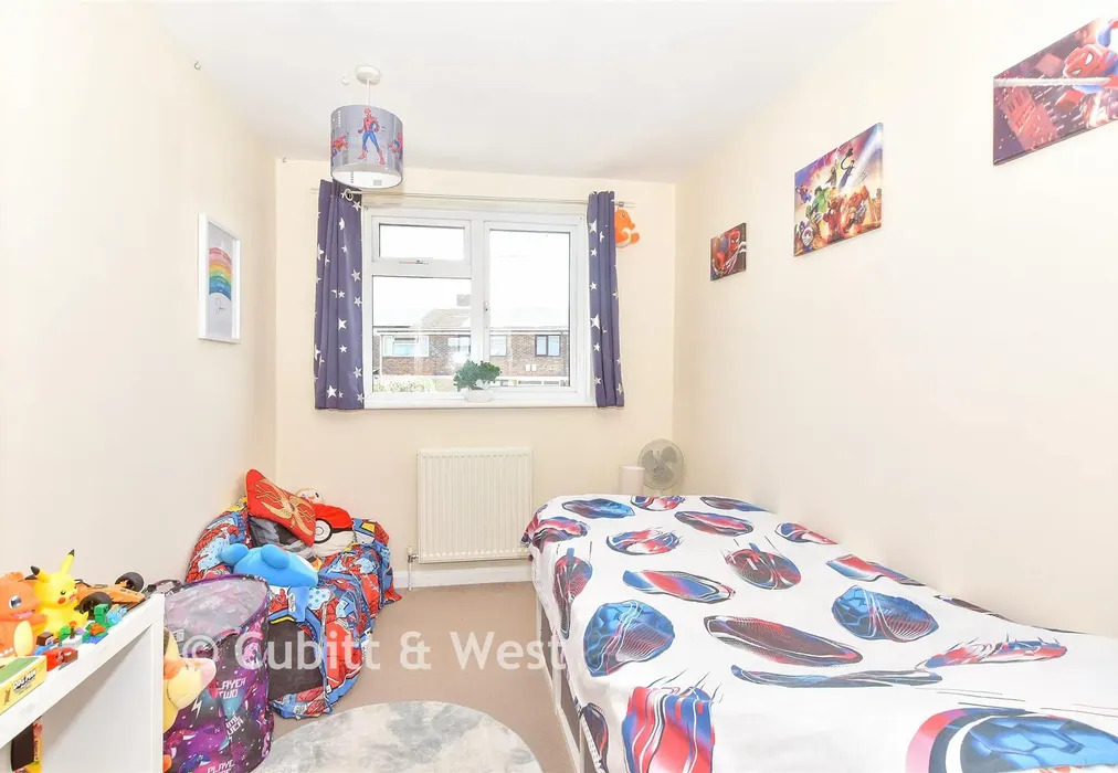Bedroom 3 - Oakshott Drive, West Leigh, Havant, Hampshire - Wards of Kent