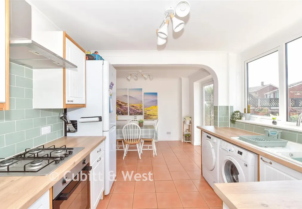 Kitchen/Dining Room - Oakshott Drive, West Leigh, Havant, Hampshire - Wards of Kent