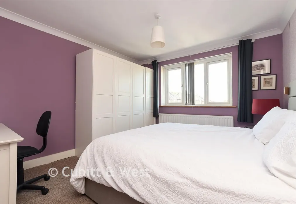Bedroom 2 - Horley Road, Redhill, Surrey - Wards of Kent