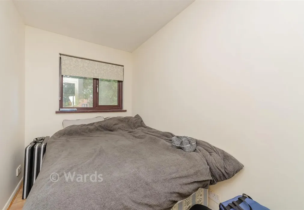 Bedroom 2 - Griffin Walk, Greenhithe, Kent - Wards of Kent