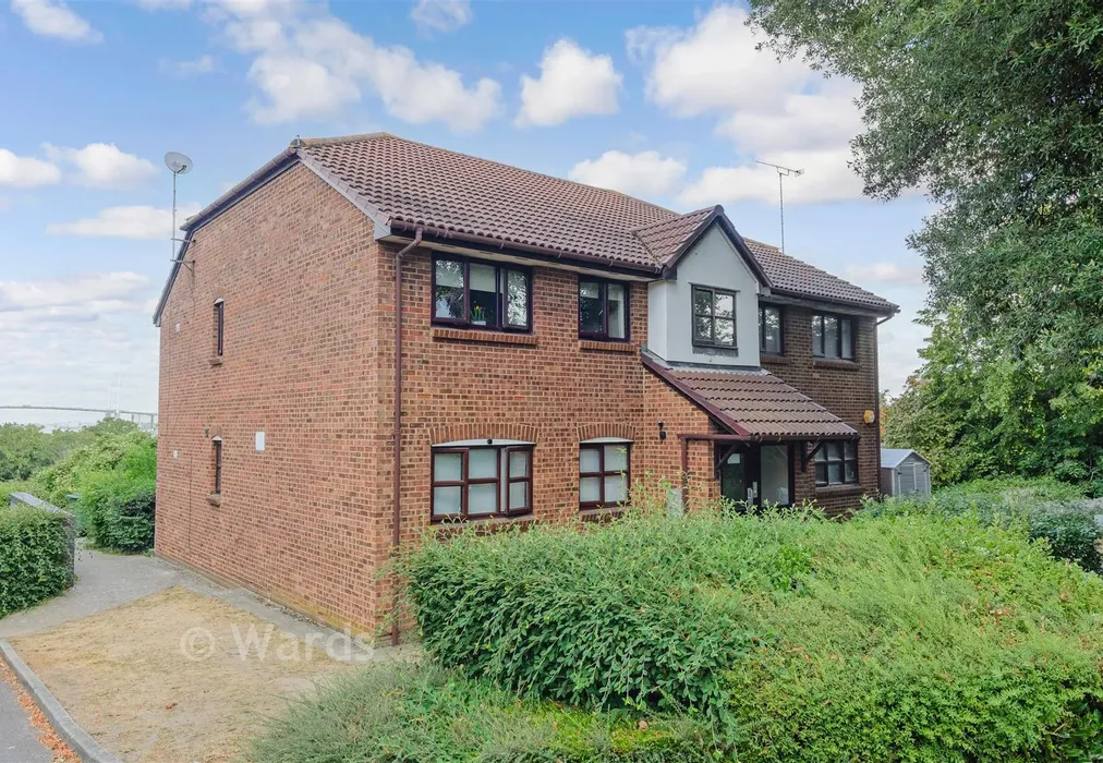 External (Web) - Griffin Walk, Greenhithe, Kent - Wards of Kent