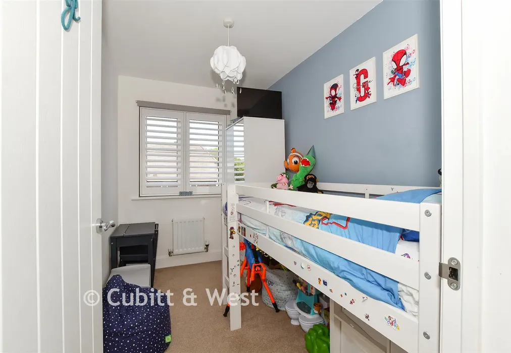 Bedroom 3 - Centenary Road, Southwater, West Sussex - Wards of Kent