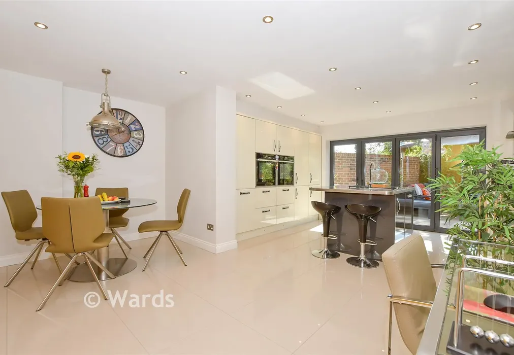 Dining Area - Lower Road, East Farleigh, Maidstone, Kent - Wards of Kent
