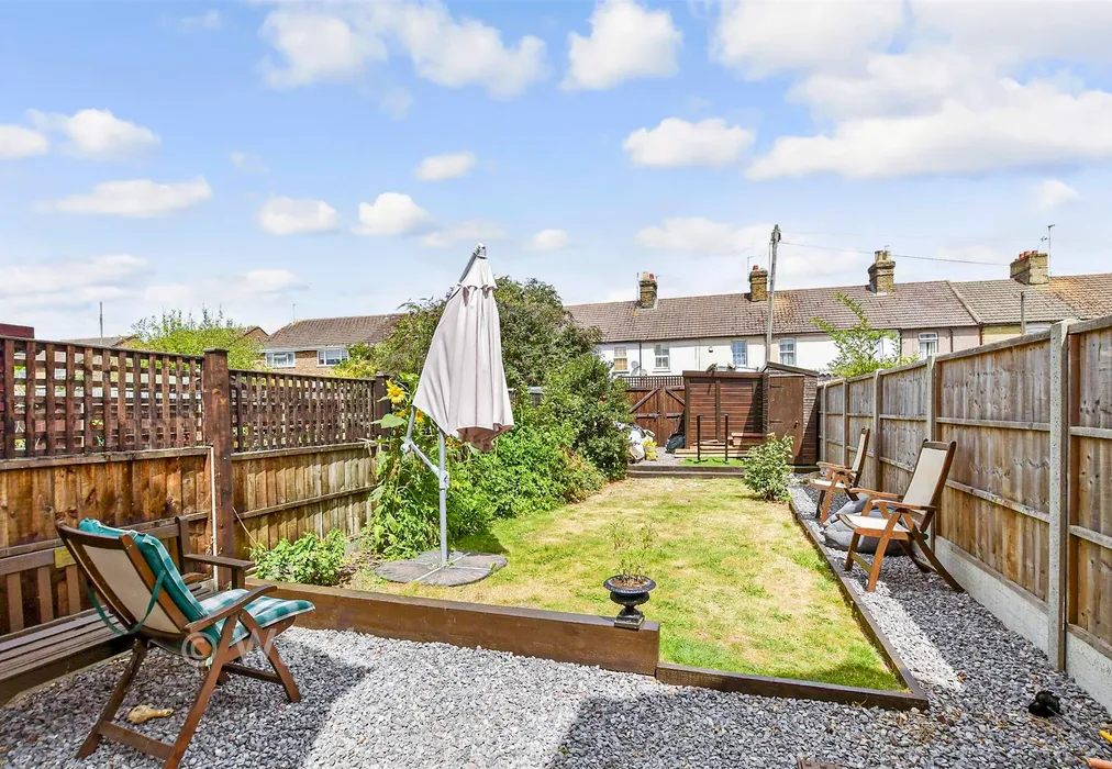 Rear Garden - Bramley Road, Snodland, Kent - Wards of Kent