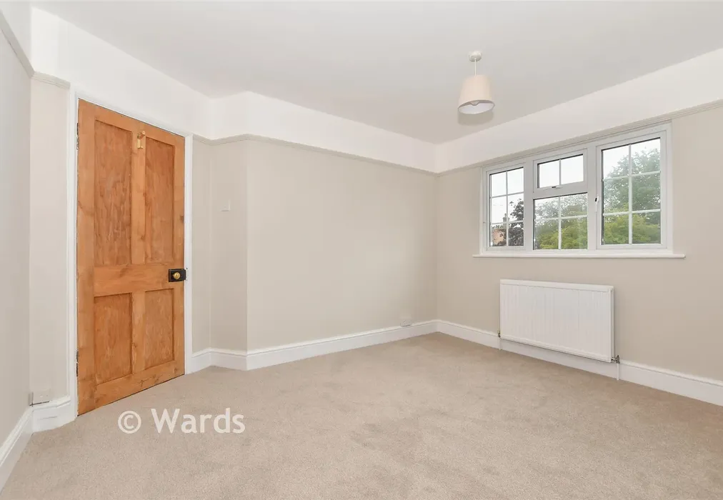 Bedroom 2 - Hookstead, High Halden, Kent - Wards of Kent