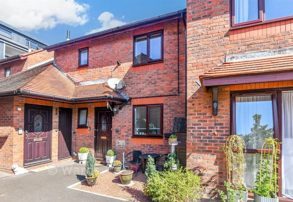 External (Brochure) : - Lyons Crescent, Tonbridge, Kent - Wards of Kent