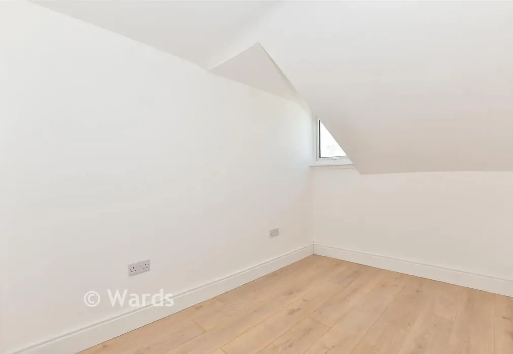 Bedroom 3 - Garden Road, Folkestone, Kent - Wards of Kent
