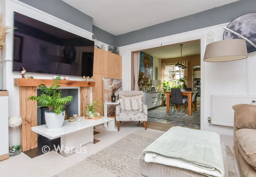 Lounge - St. George's Road, Broadstairs, Kent - Wards of Kent