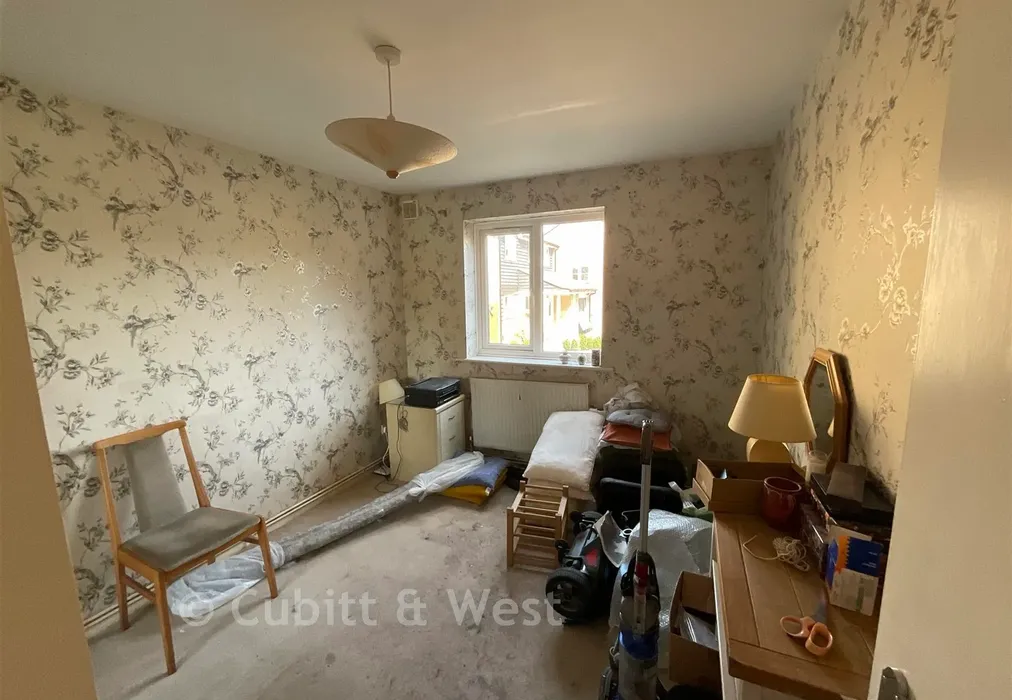 Bedroom 1 - Dunnymans Road, Banstead, Surrey - Wards of Kent