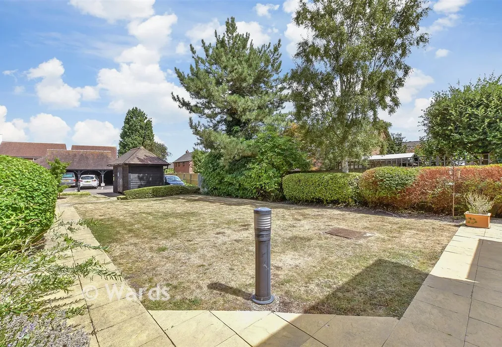 Communal Gardens - Maritime Avenue, Herne Bay, Kent - Wards of Kent