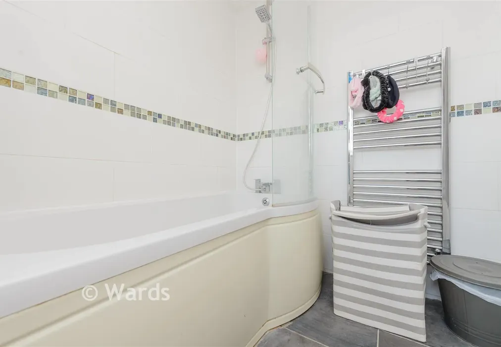 Bathroom - Tern Crescent, Rochester, Kent - Wards of Kent