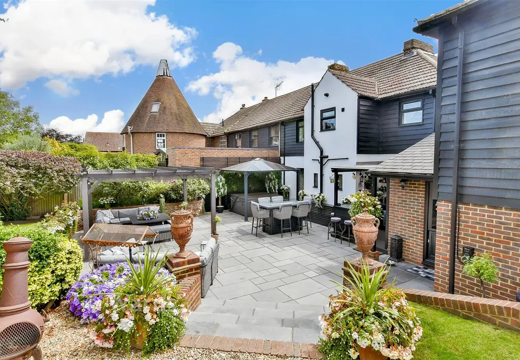 Rear Elevation - Spendiff, Cooling, Kent - Wards of Kent