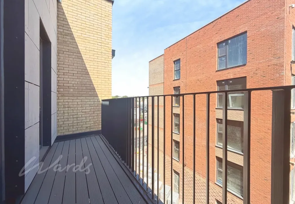 Balcony - Truman Way Dartford DA1 - Wards of Kent