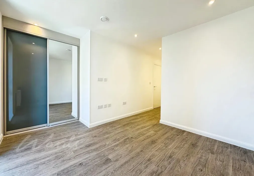 Bedroom - Truman Way Dartford DA1 - Wards of Kent