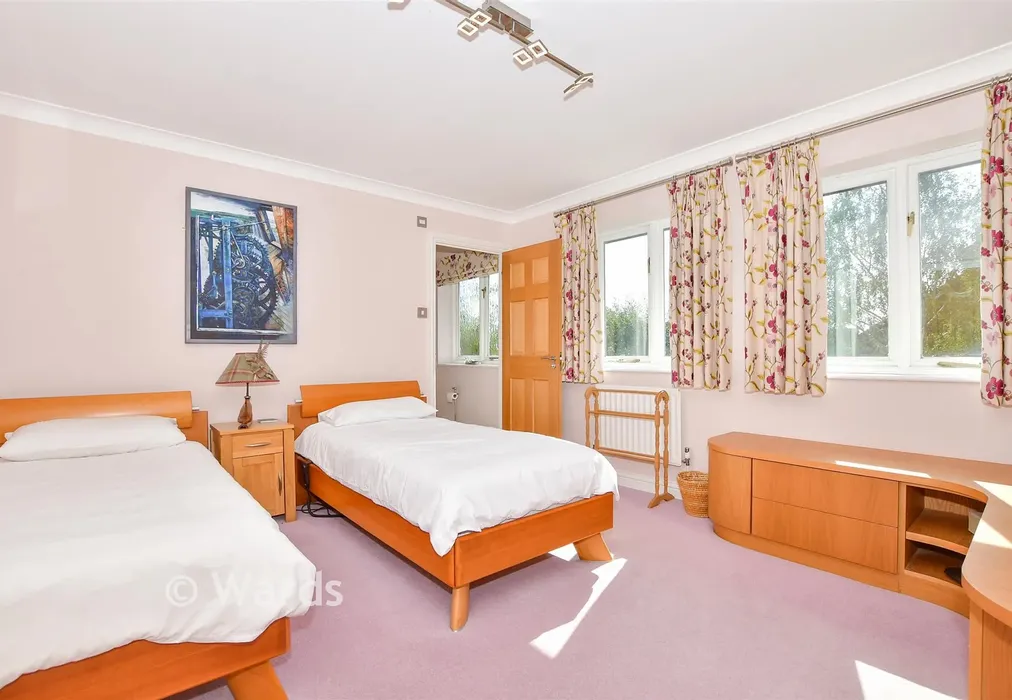 Bedroom 2 - Wades Close, Marden, Kent - Wards of Kent