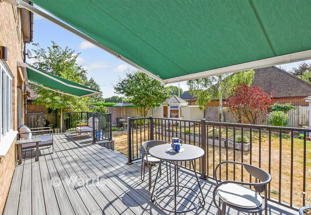 Patio / Decking - Wades Close, Marden, Kent - Wards of Kent