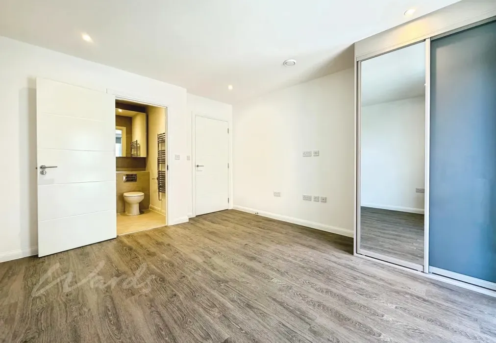Bedroom 1 - Truman Way Dartford DA1 - Wards of Kent