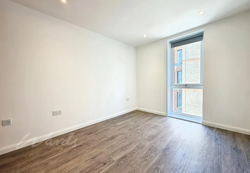 Bedroom 2 - Truman Way Dartford DA1 - Wards of Kent