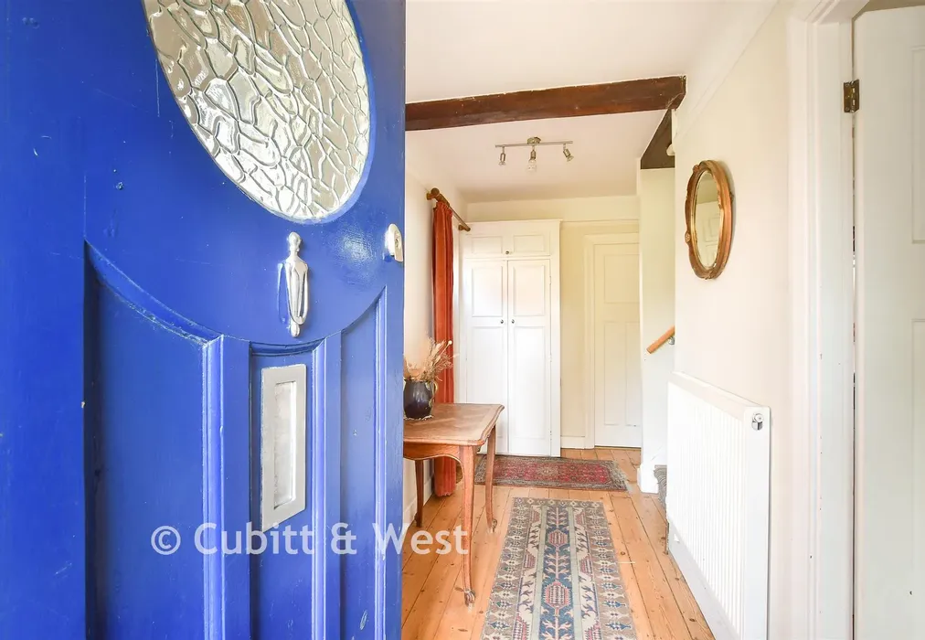 Internal Lifestyle Photograph - Woodcote Road, Forest Row, East Sussex - Wards of Kent