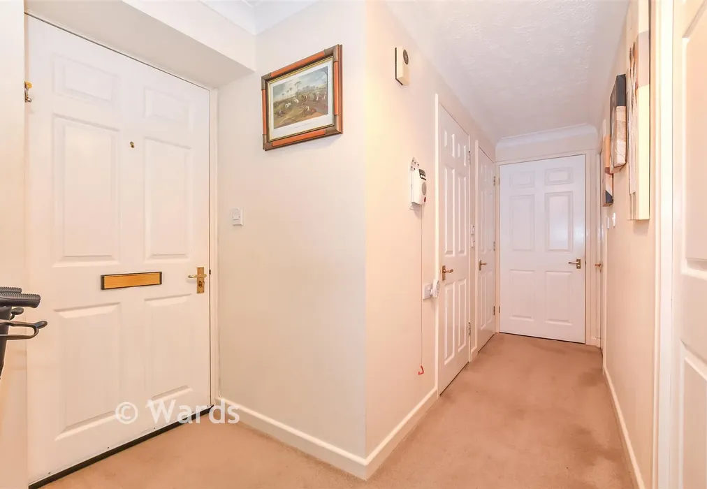 Entrance Hall - Woodbury Lane, Tenterden, Kent - Wards of Kent