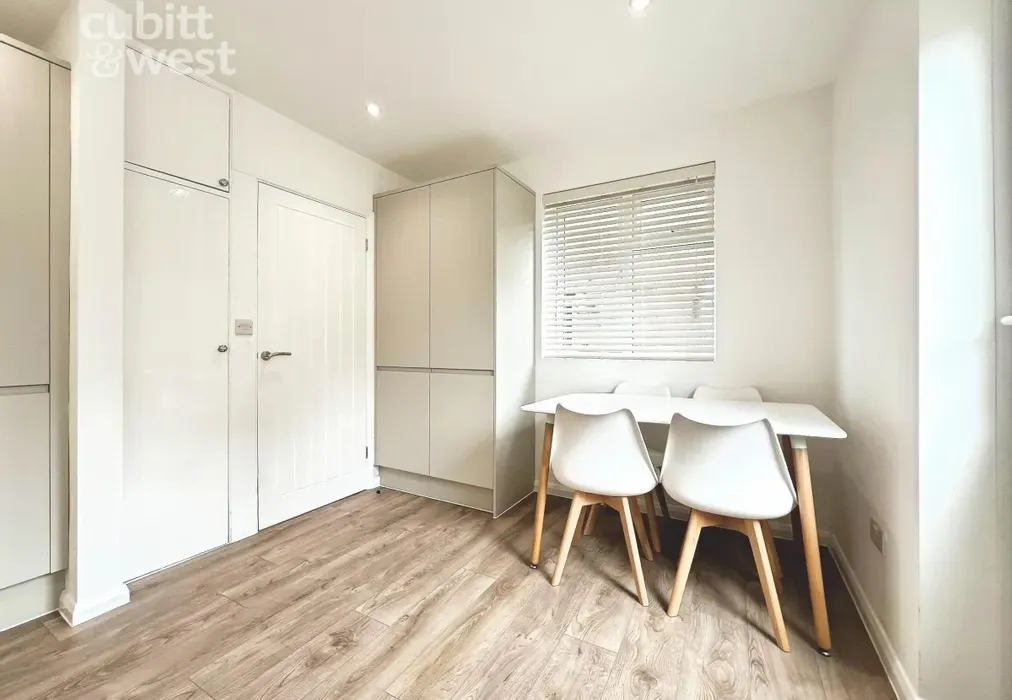 Dining Area - Batemans Road, Brighton, BN2 - Wards of Kent
