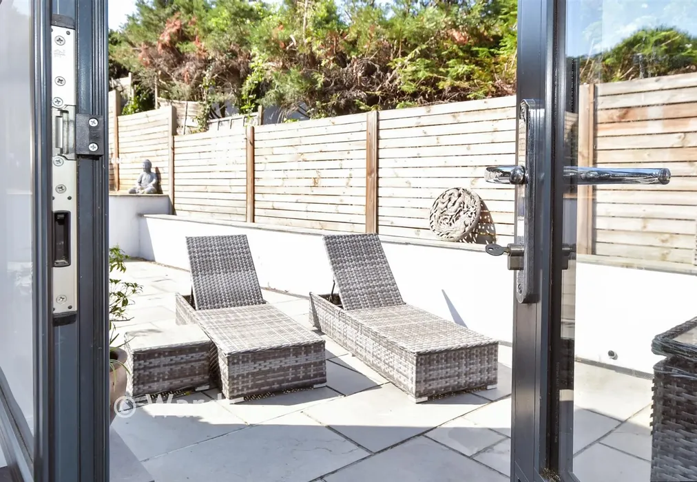 External Lifestyle Photograph - London Road, Ditton, Aylesford, Kent - Wards of Kent