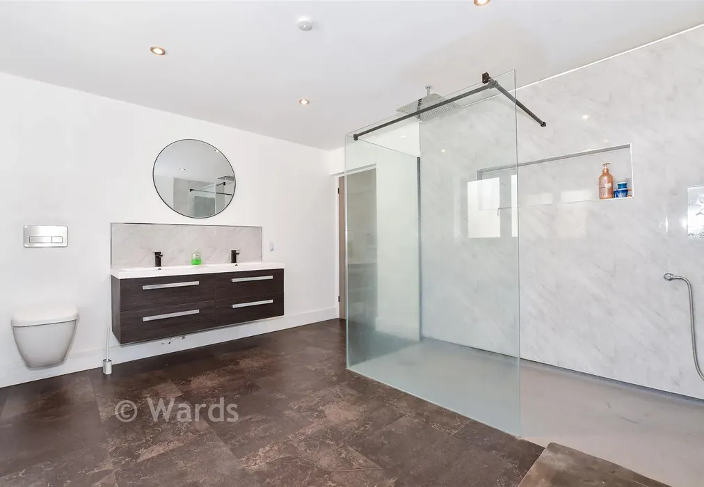 Shower Room - London Road, Ditton, Aylesford, Kent - Wards of Kent