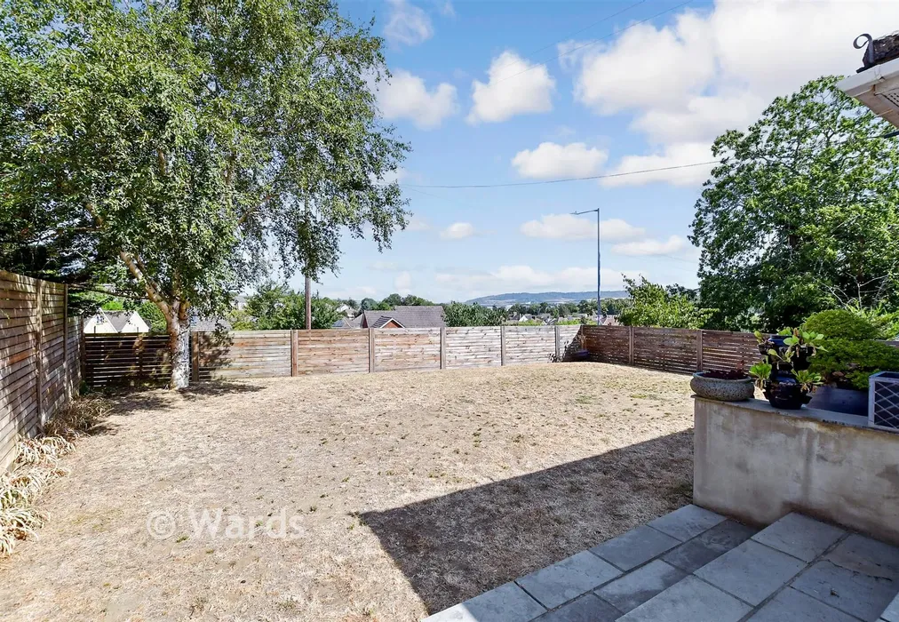 Front Garden - London Road, Ditton, Aylesford, Kent - Wards of Kent