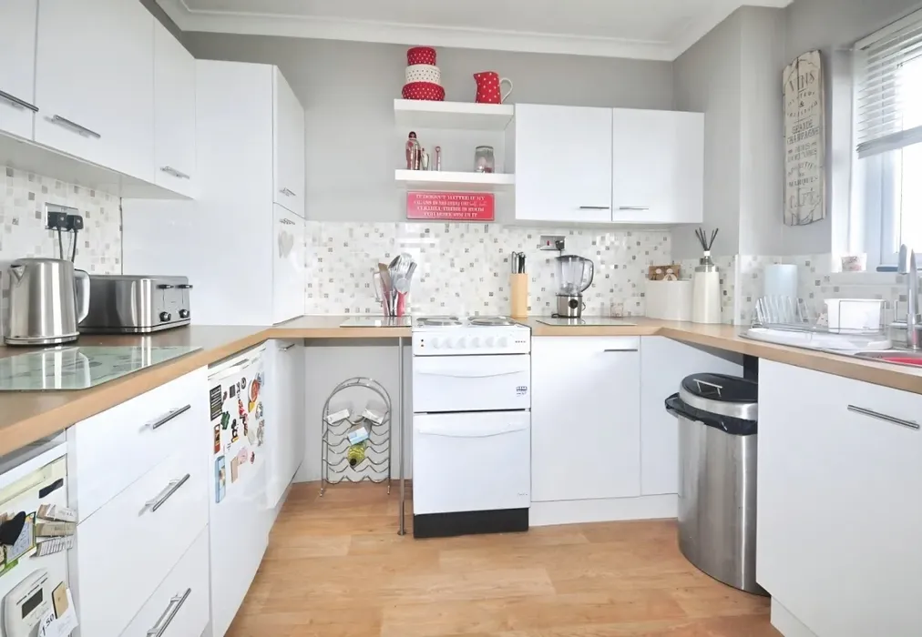 Kitchen - St. Edmund's Road Dartford DA1 - Wards of Kent