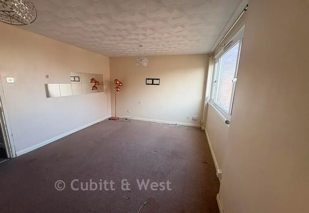 Lounge - Lumsden Road, Southsea, Hampshire - Wards of Kent